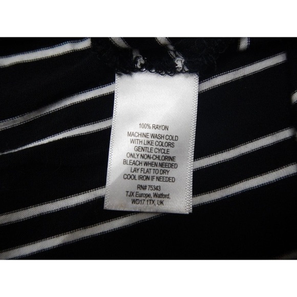 Cynthia Rowley Top Women Plus 2X Black White Striped Short Sleeve Soft 100%Rayon - Picture 6 of 9